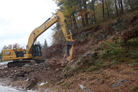 GRADNJA KOLESARSKE STEZE IN REKONSTRUKCIJA CESTE GRAHOVO BLOČICE 05 FOTO LJUBO VUKELIČ